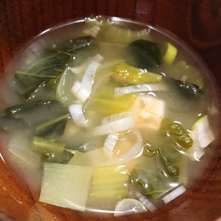 小松菜と豆腐とねぎのお味噌汁
